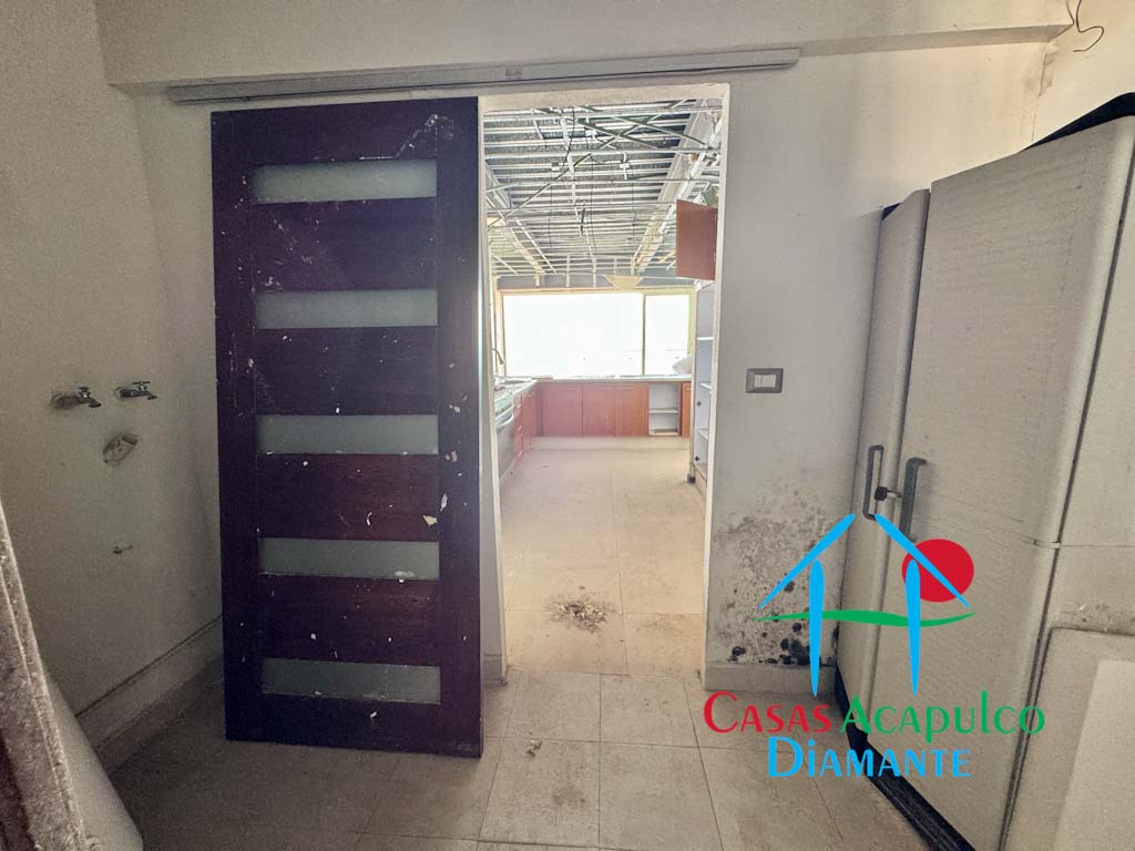 Ocean Front 604 - Área de servicio 1